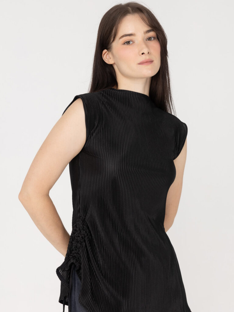 Raven Sleeveless Top Black