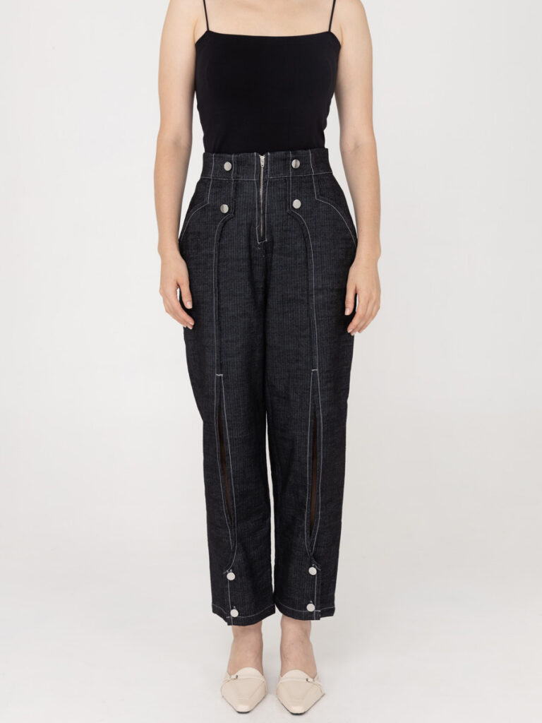 Knee-Slit Jeans Knee-Slit Jeans