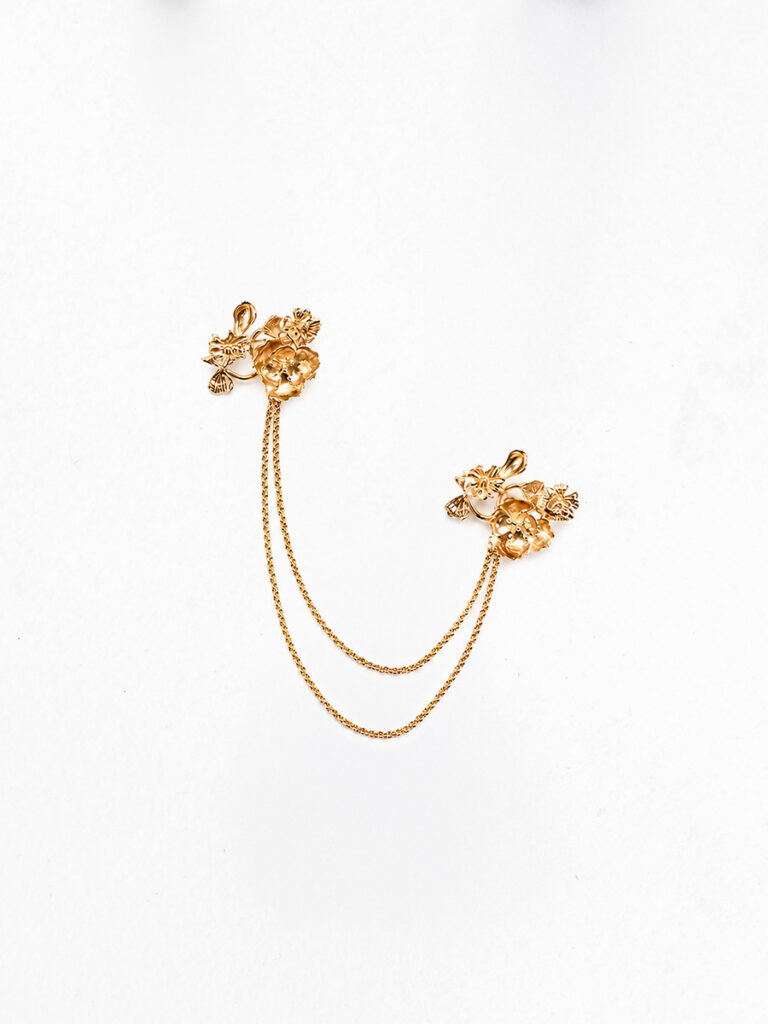 Usaki Brooch Gold Usaki Brooch Gold
