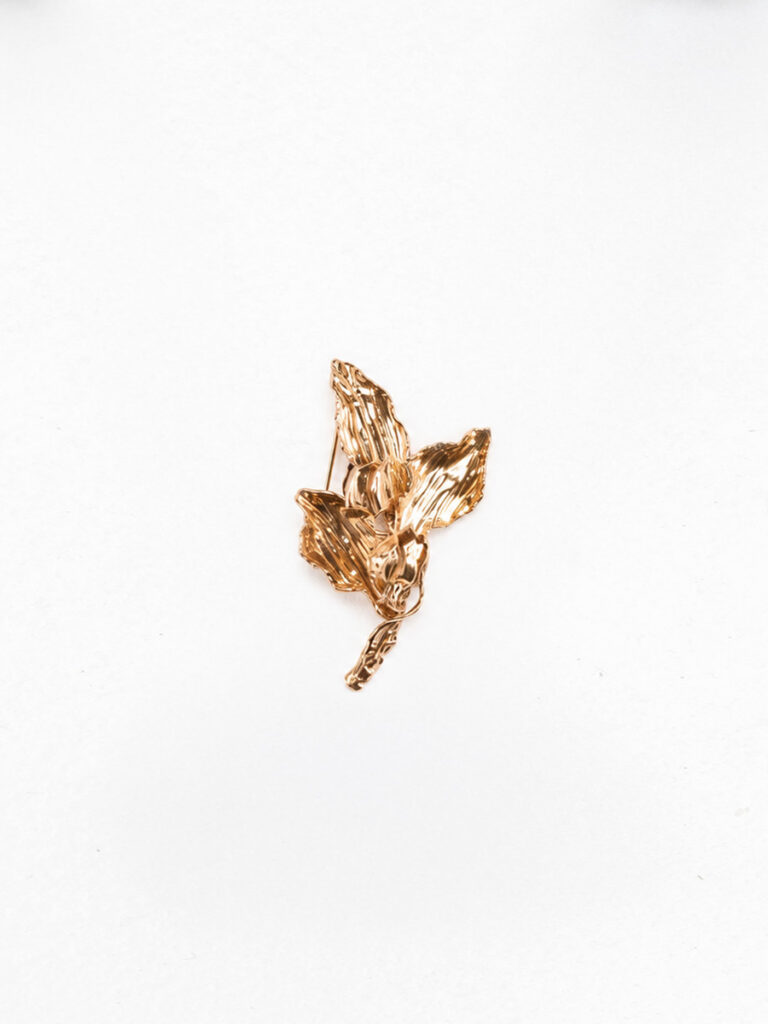 Vire Brooch Gold Vire Brooch Gold